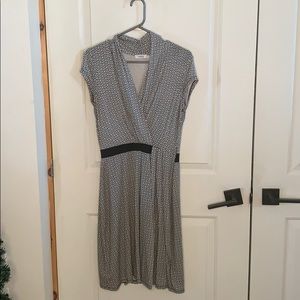 Ricki’s v-neck dress